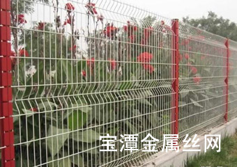 桃型柱護欄網