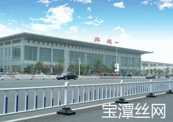 公路隔離柵維護及更換